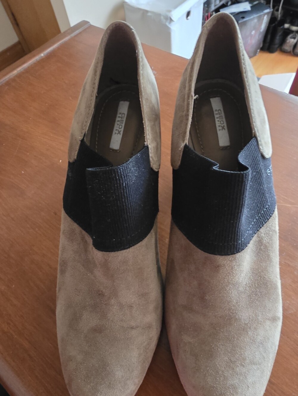 Geox Suede Ankle Shoes in Taupe with Black Elastic